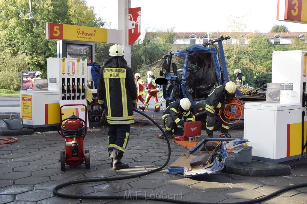 VU PKlemm LKW Tanksaeule A 59 Rich Koenigswinter TRA Schloss Roettgen P105.JPG - Miklos Laubert